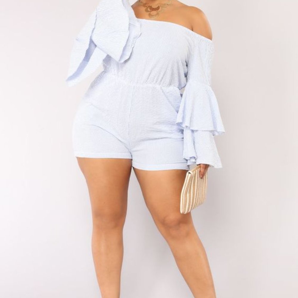 *NWT* Over the Shoulder Stripe Short Romper - sz 1X